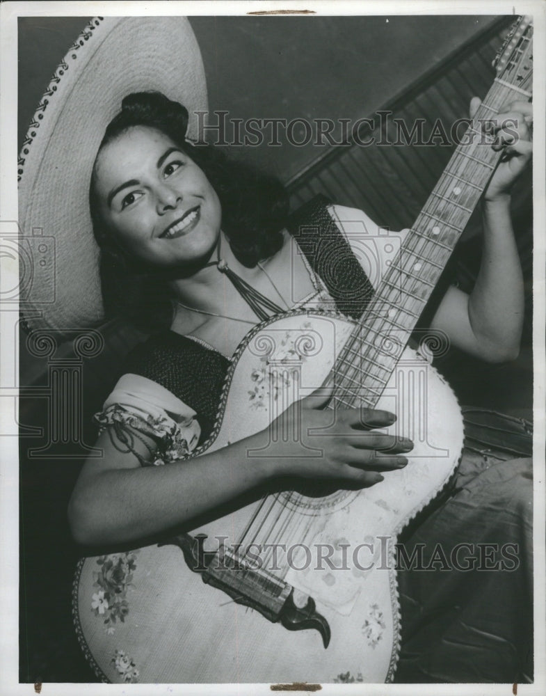 1940 Press Photo Kimball Musician June Robles Michigan