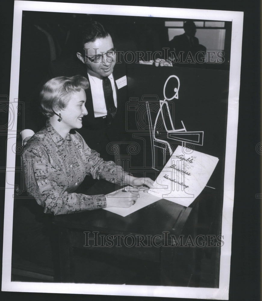 1956 Press Photo Handwriting Clinic Leon Rubin Women