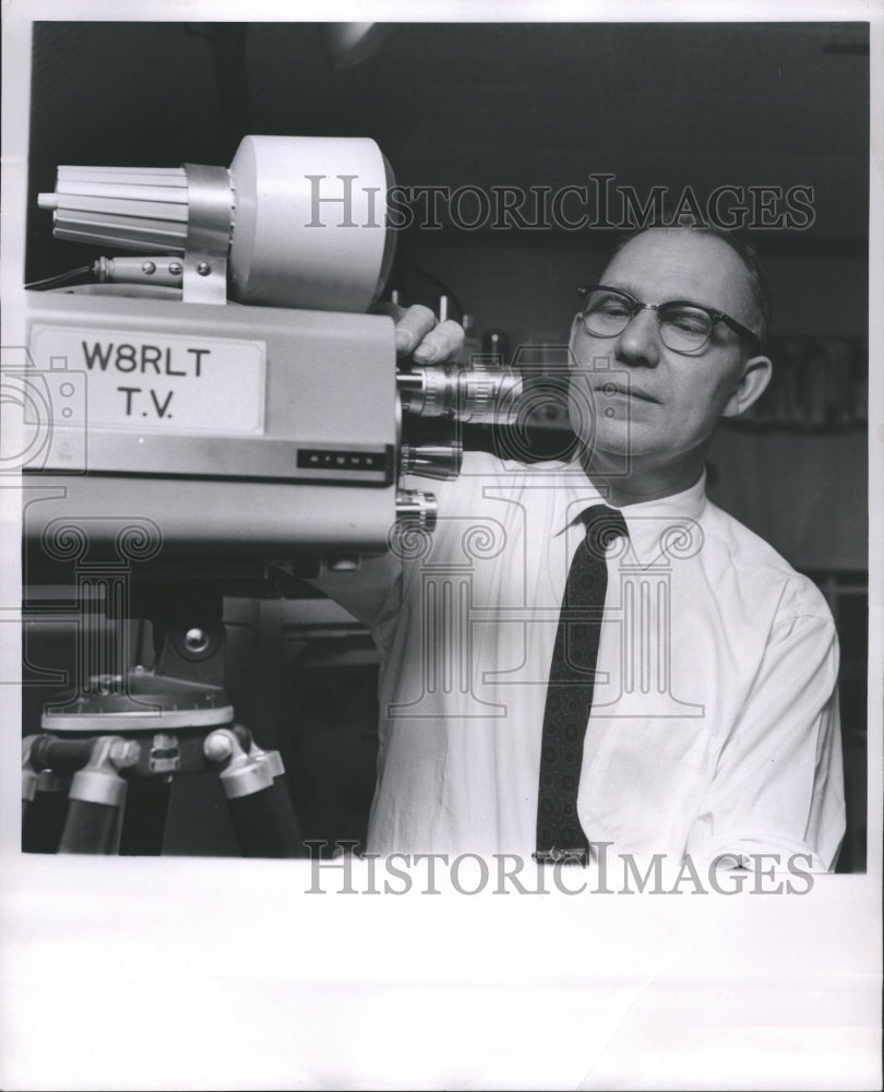 1963 Press Photo Larry Mueller