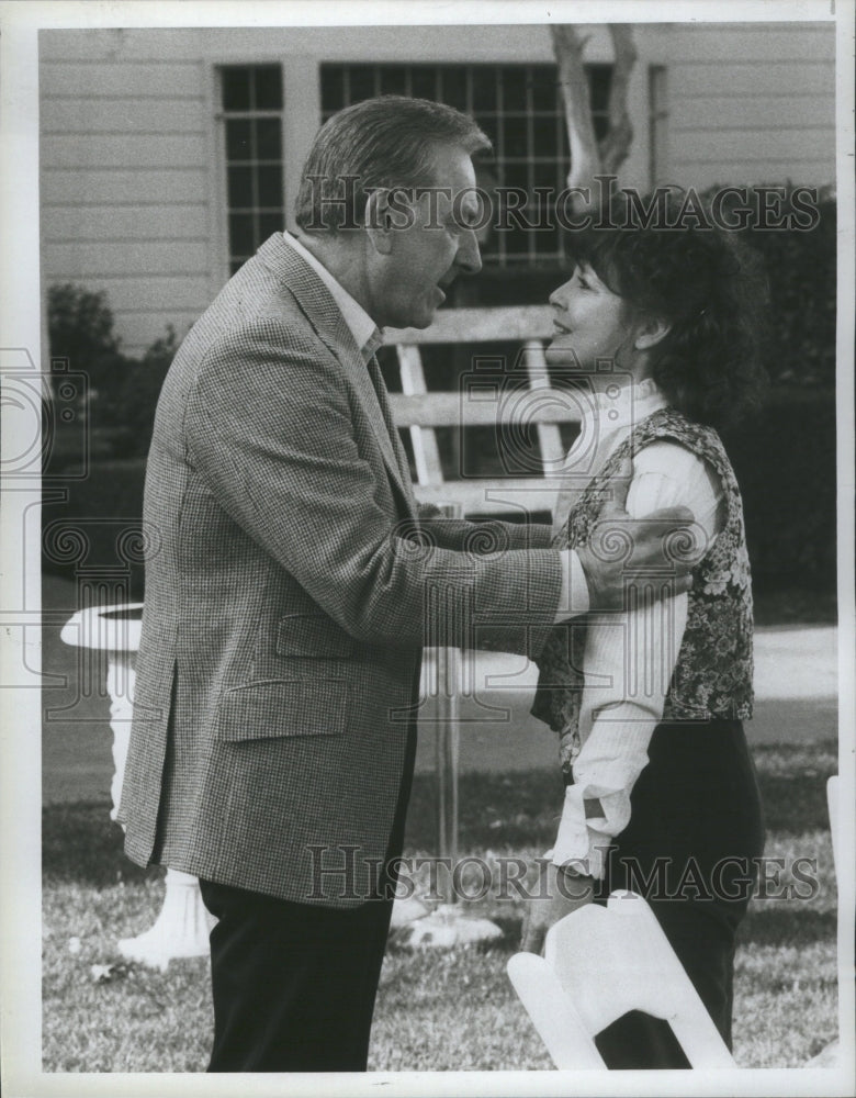 1983 Press Photo Quincy Program Jack Klugman Anita