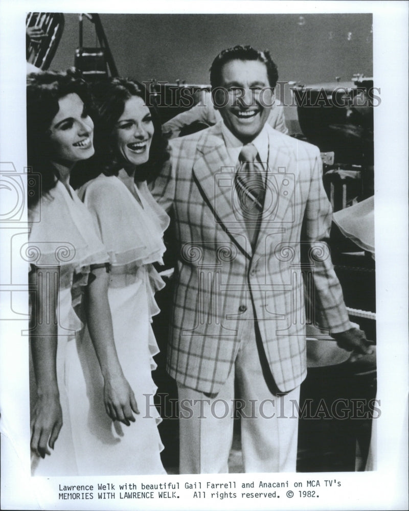 1982 Press Photo Lawrence Welk Musician