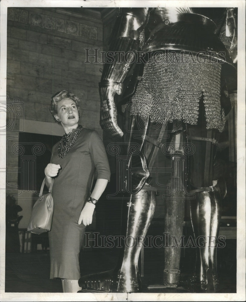 1958 Press Photo Mrs R Alexander Wrigley Monument