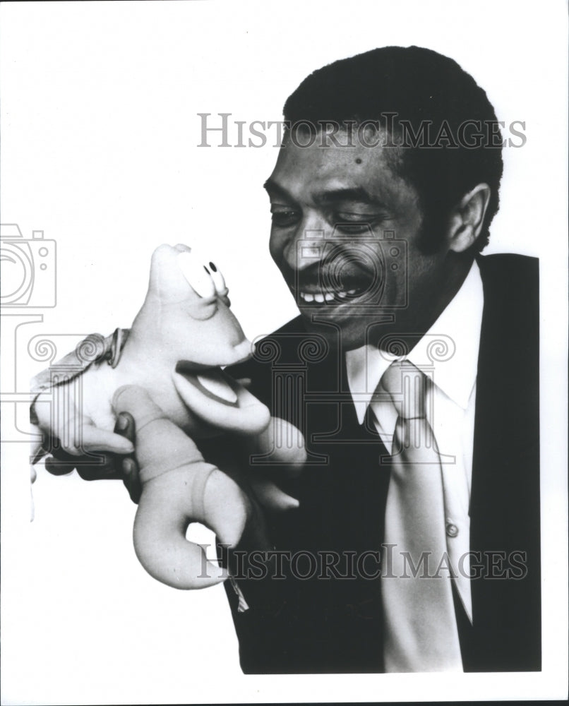 1996 Press Photo Sam Wright Entertainer