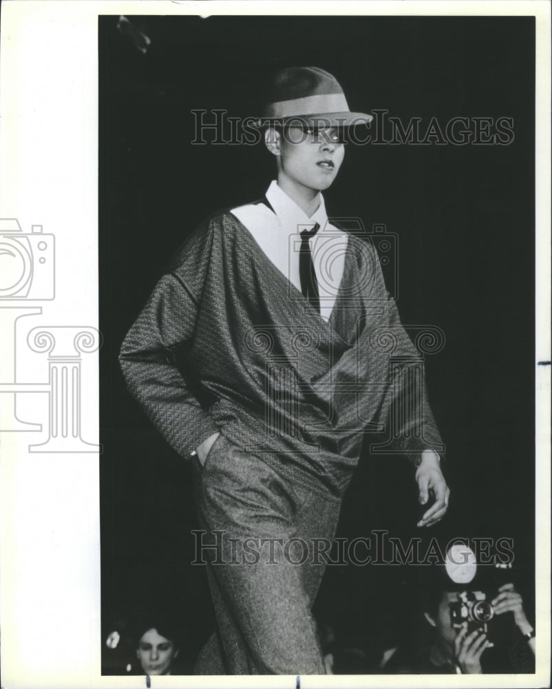 1983 Press Photo Fashion ANGELO TARLAZZI