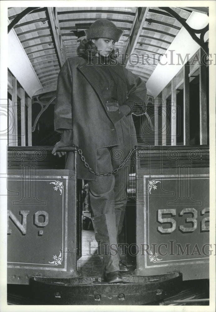 1982 Press Photo Fashion for Women