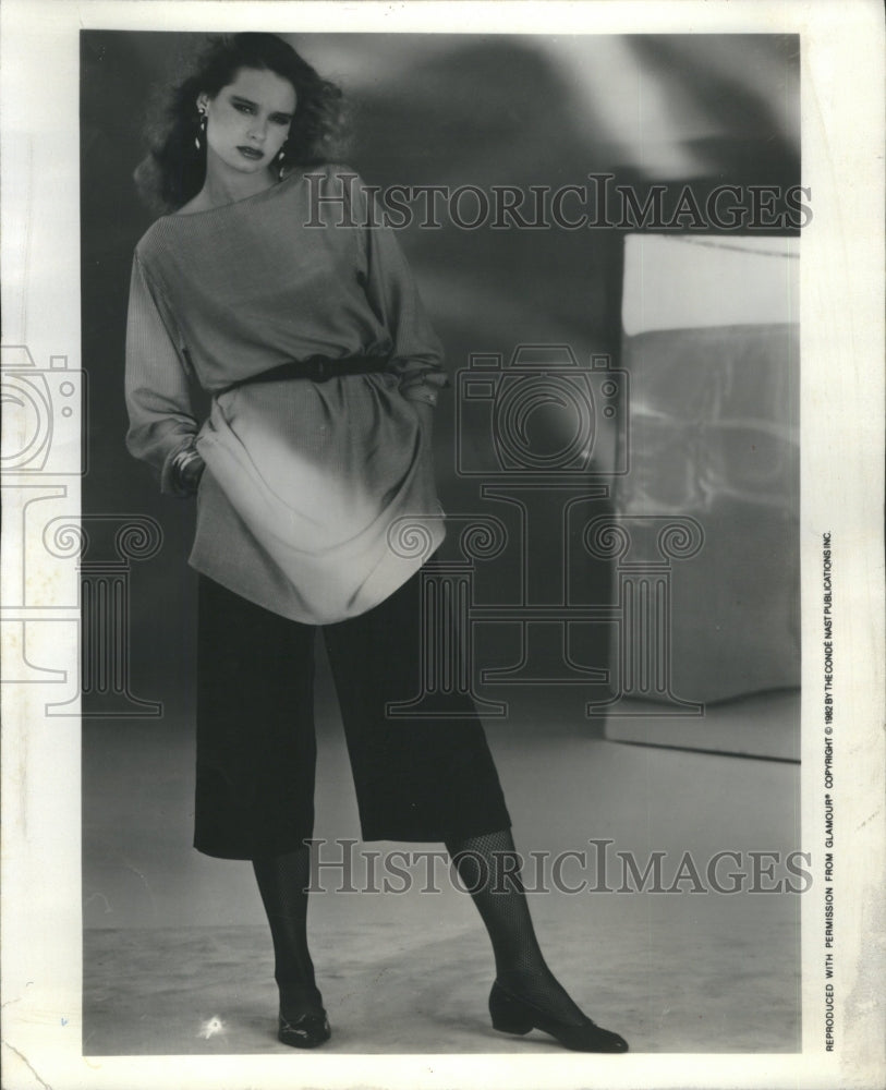 1982 Press Photo Glamours Personalized Apparel Computer