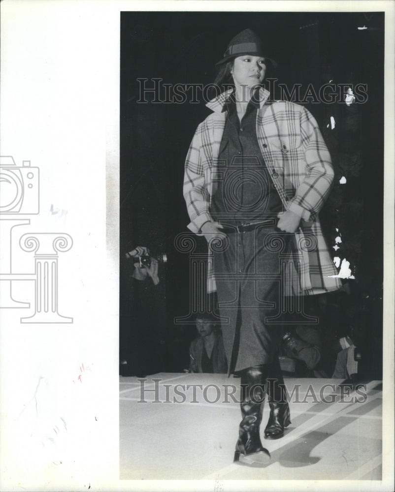 1982 Press Photo Great Coats at Bill Haire