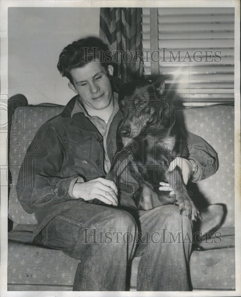 1948 Press Photo Earl Van Dog