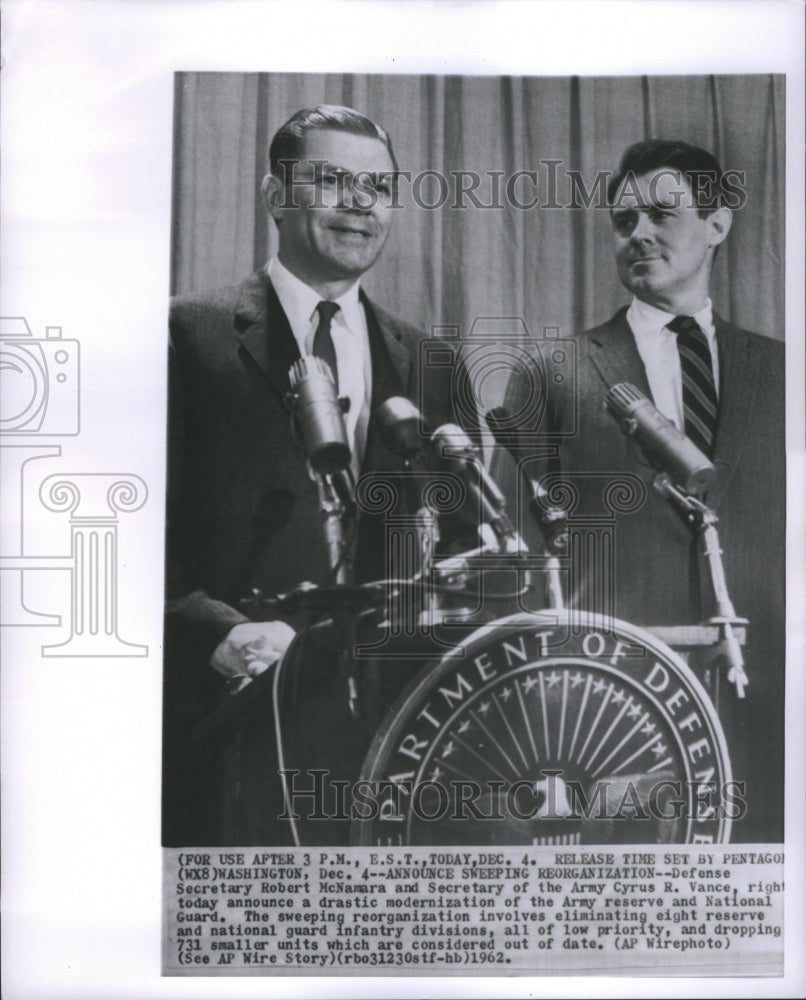 1962 Press Photo Pentagon Washington Announce Sweeping