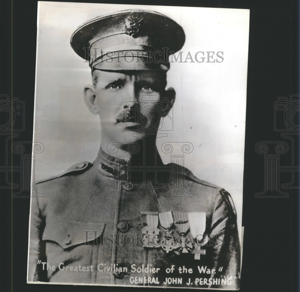 1941 Press Photo Plauditis Single Handled Feat Daring