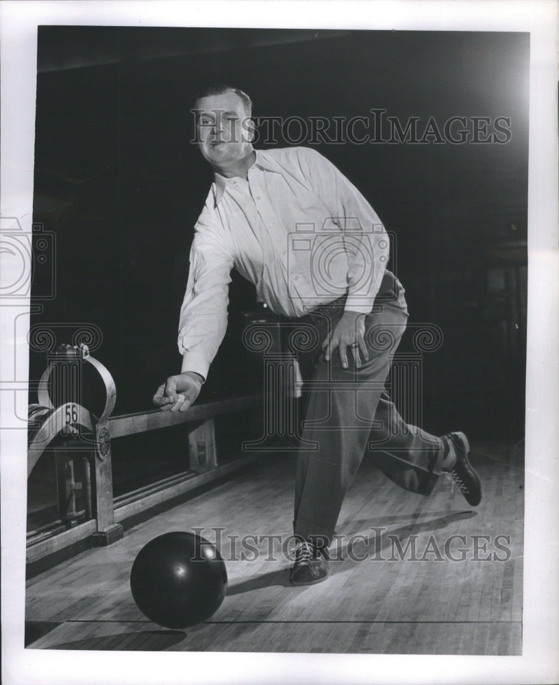 1950 Press Photo Joseph Chicago Bowler Brau Team
