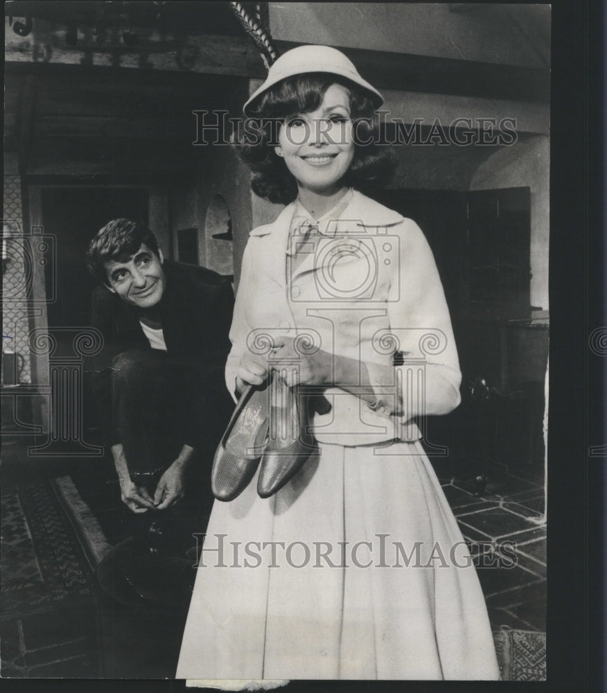 1977 Press Photo Barbara Rush Tom Troupe Black Stone