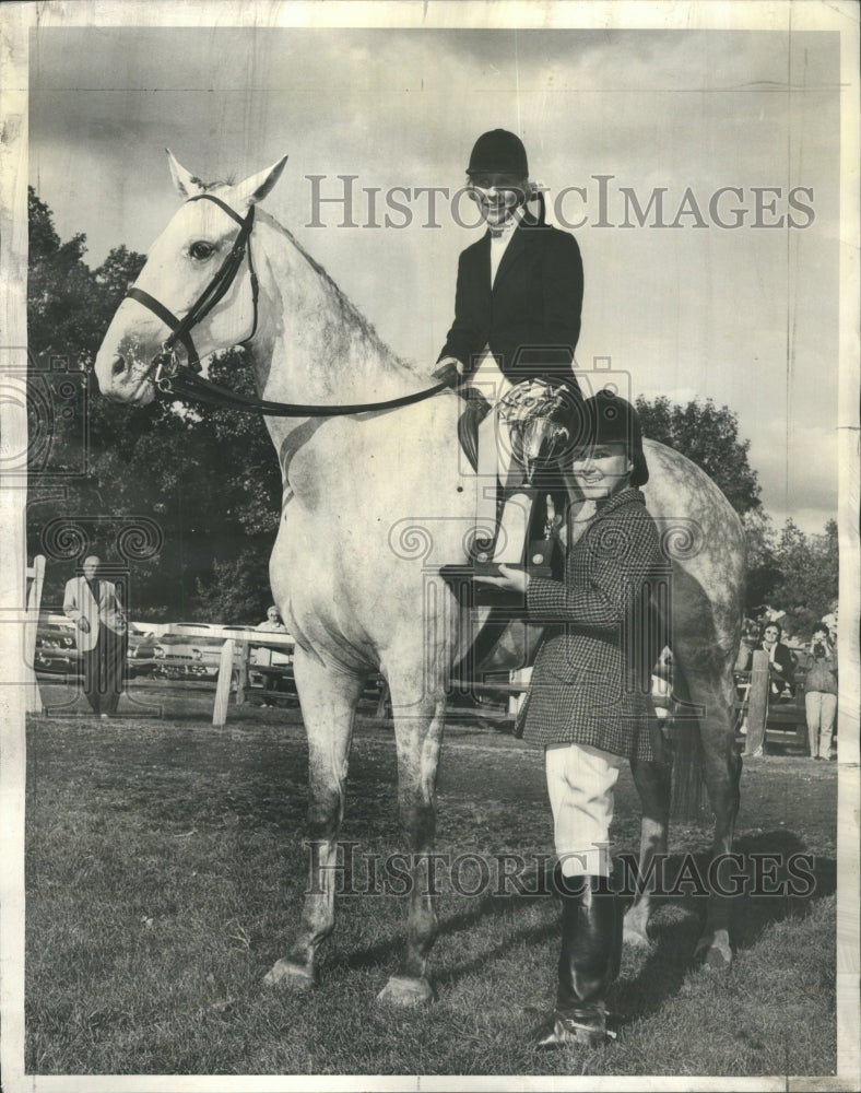 1963 Press Photo Carol Championship Sun-Time Chicago