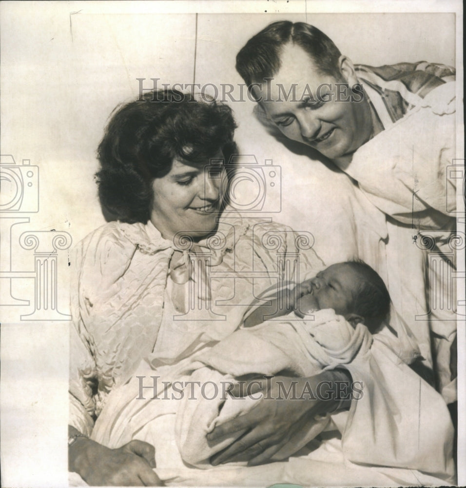 1961 Press Photo Mr. and Mrs. John E. Mann