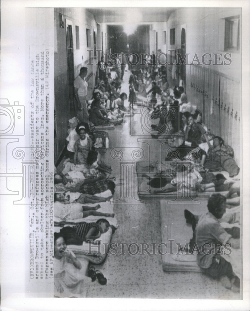 1966 Press Photo Brownsville Hurricane Inez School