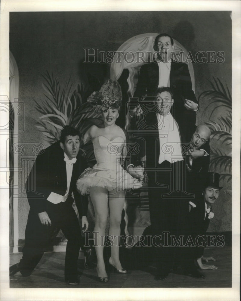 1968 &quot;La Plume Dema Tante&quot; Press Photo