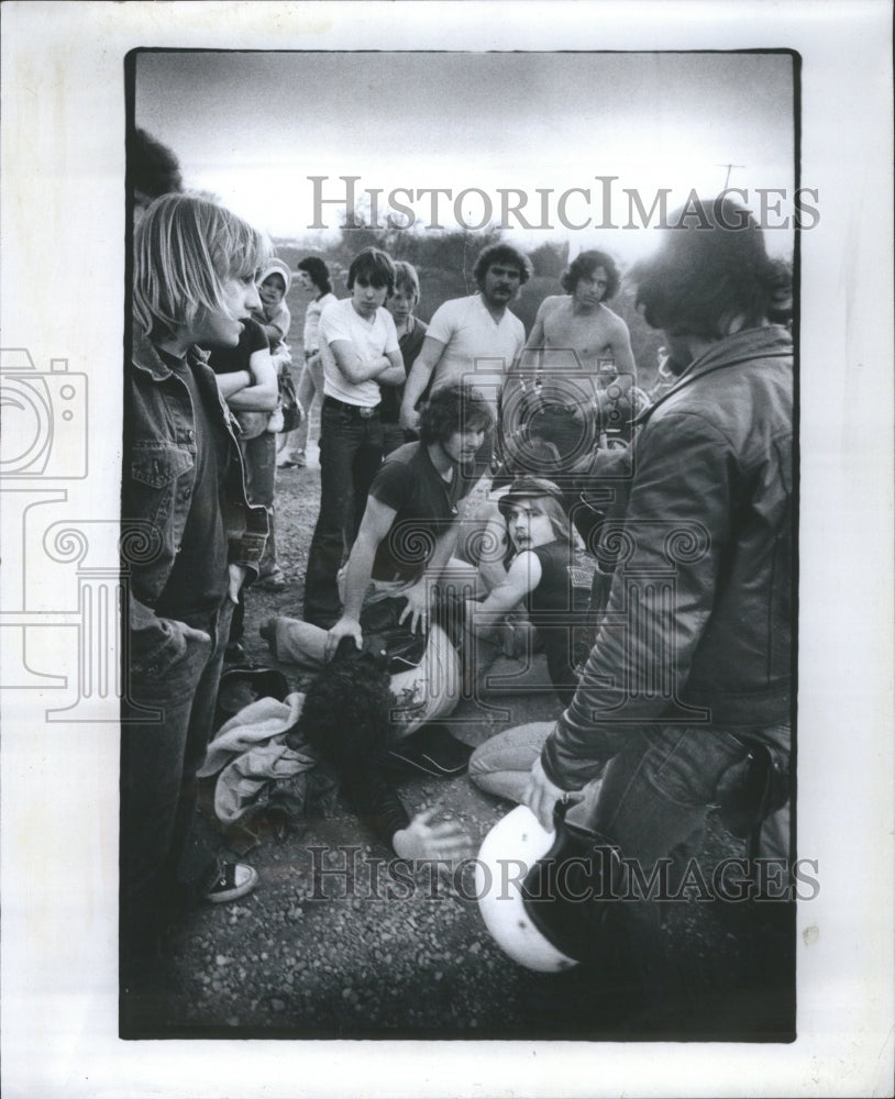 1979 Press Photo A stabbing Stab Connotes Purposeful ac