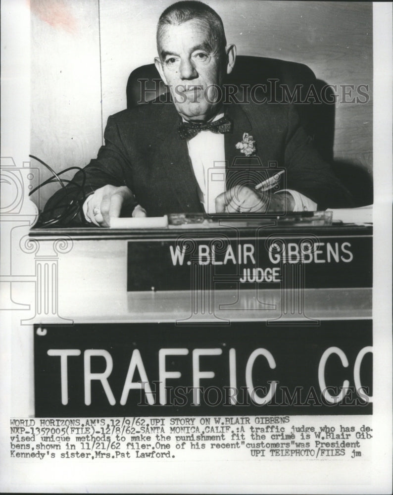 1962 Press Photo Santa Monica Traffic judge w.Blair