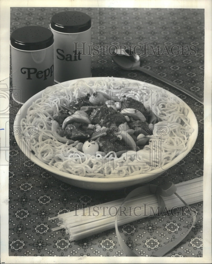 1977 Press Photo Spaghettie Primavera