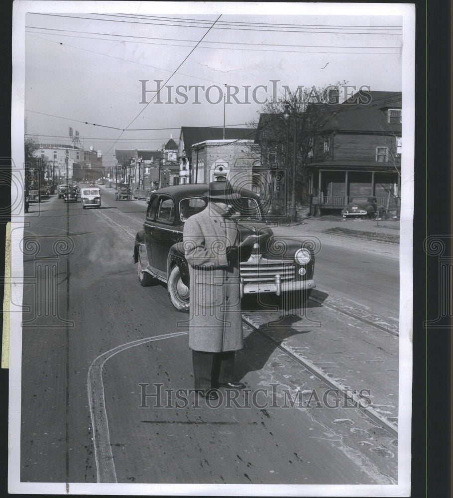 1951 Man Streetcar Stop Auto Road - Historic Images