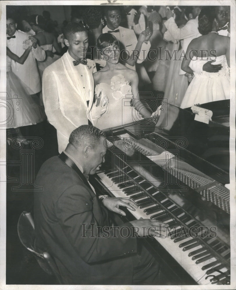 1957 Walter Dyett Orchestra Pearl Hawkins - Historic Images