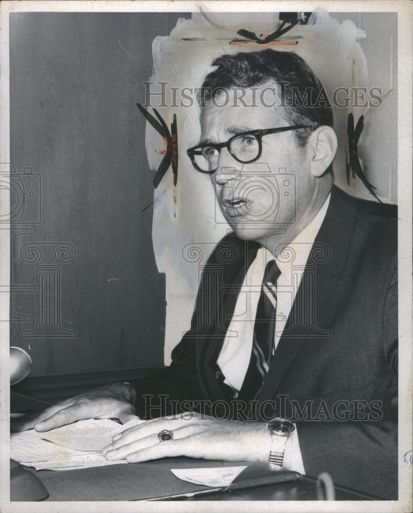 1966 Press Photo James Brickley Tells Asst Prosecutor