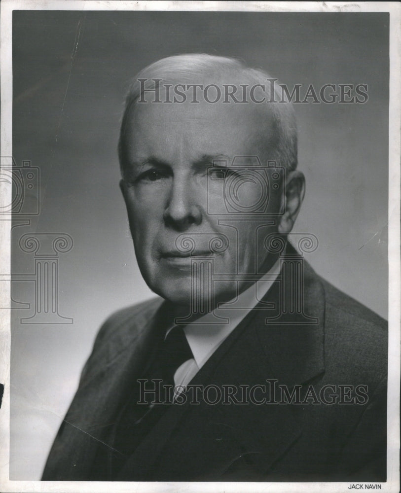 1953 Press Photo Mr Edgar Whitcomb Detroit News Tester