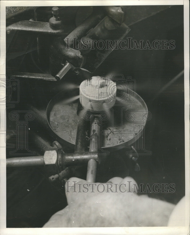 1939 Press Photo Suspected Tissue Pathology Laboratory