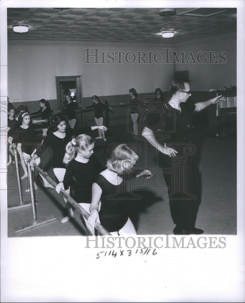 1964 Dancing Ballet Children  - Historic Images