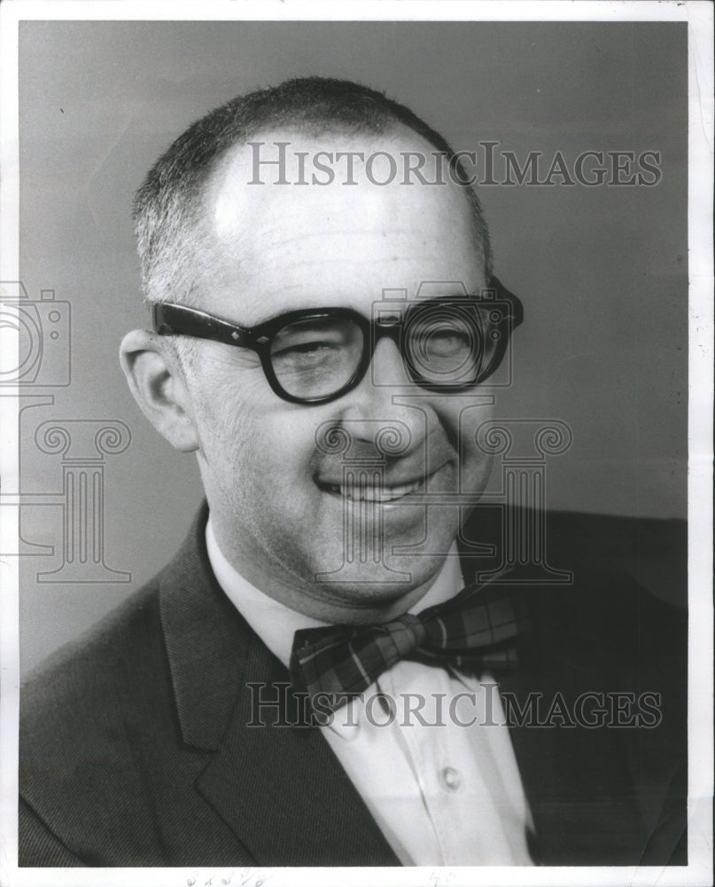 1967 William White Author-Historic Images