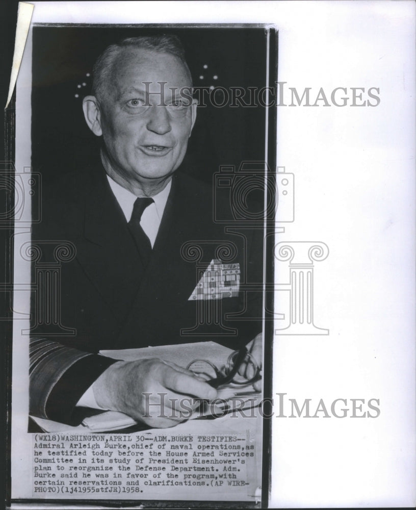 1958 Press Photo arleigh burke eisenhowe degence - Historic Images