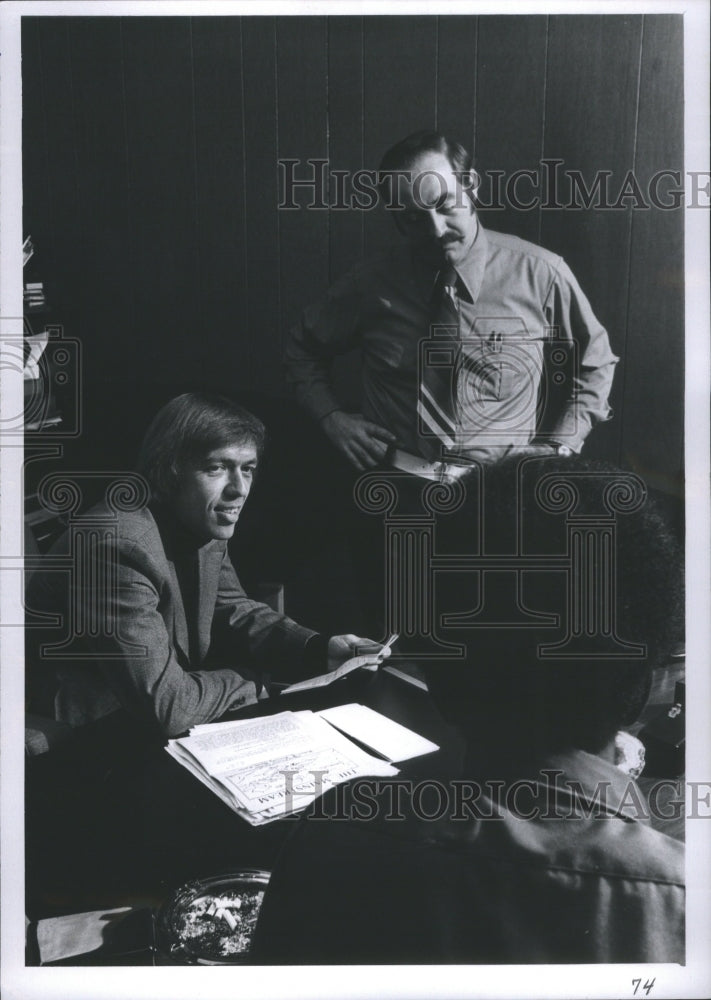 1973 Press Photo Bureau of Prisons Ron Burkhart - Historic Images