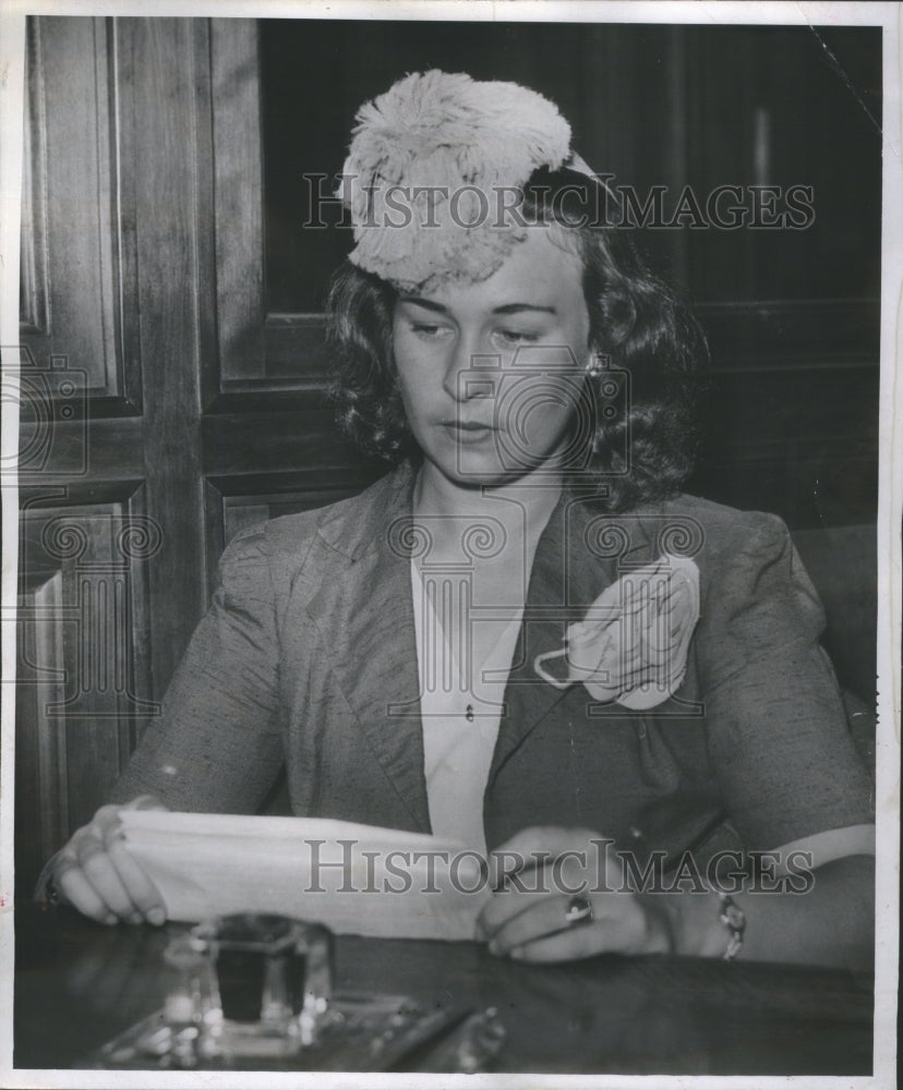 1943 Press Photo MRS. JOHN W. VAN NATTA