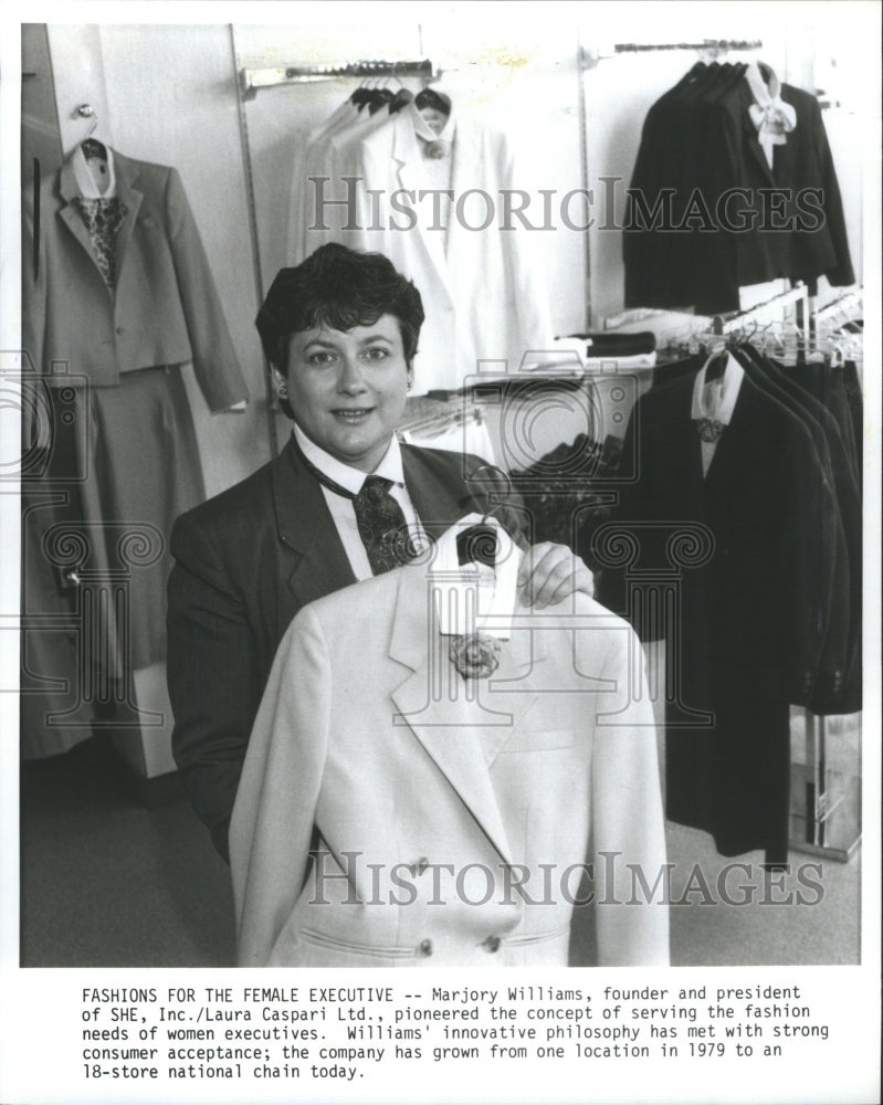 1986 Press Photo Female Executive Clothes Store Owner