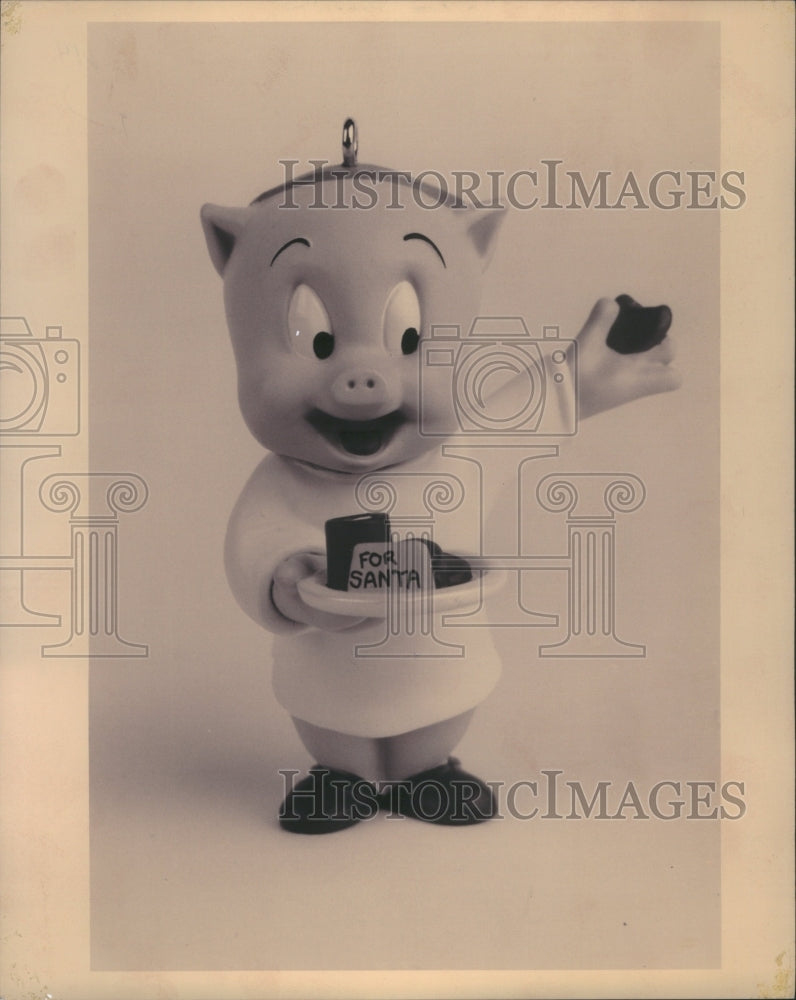 1993 Press Photo Porky Pig Christmas Tree Ornament