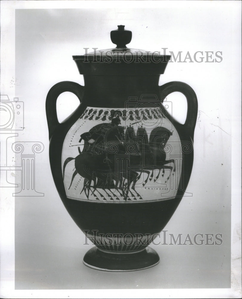 1980 Press Photo Toledo Museum Pottery Jar