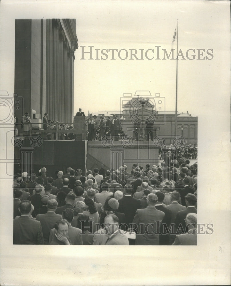 Press Photo Cornerstone Museum Science Industry laying