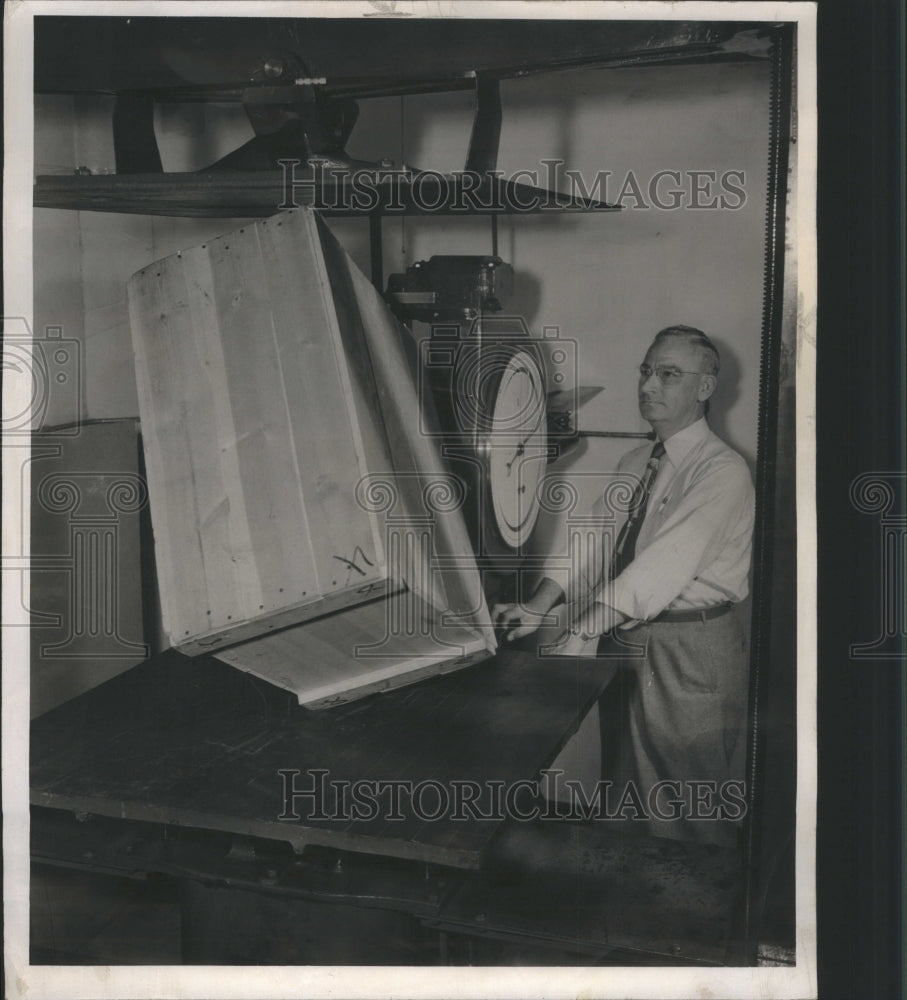 1950 Press Photo Army Test Wooden Box Strength - Historic Images