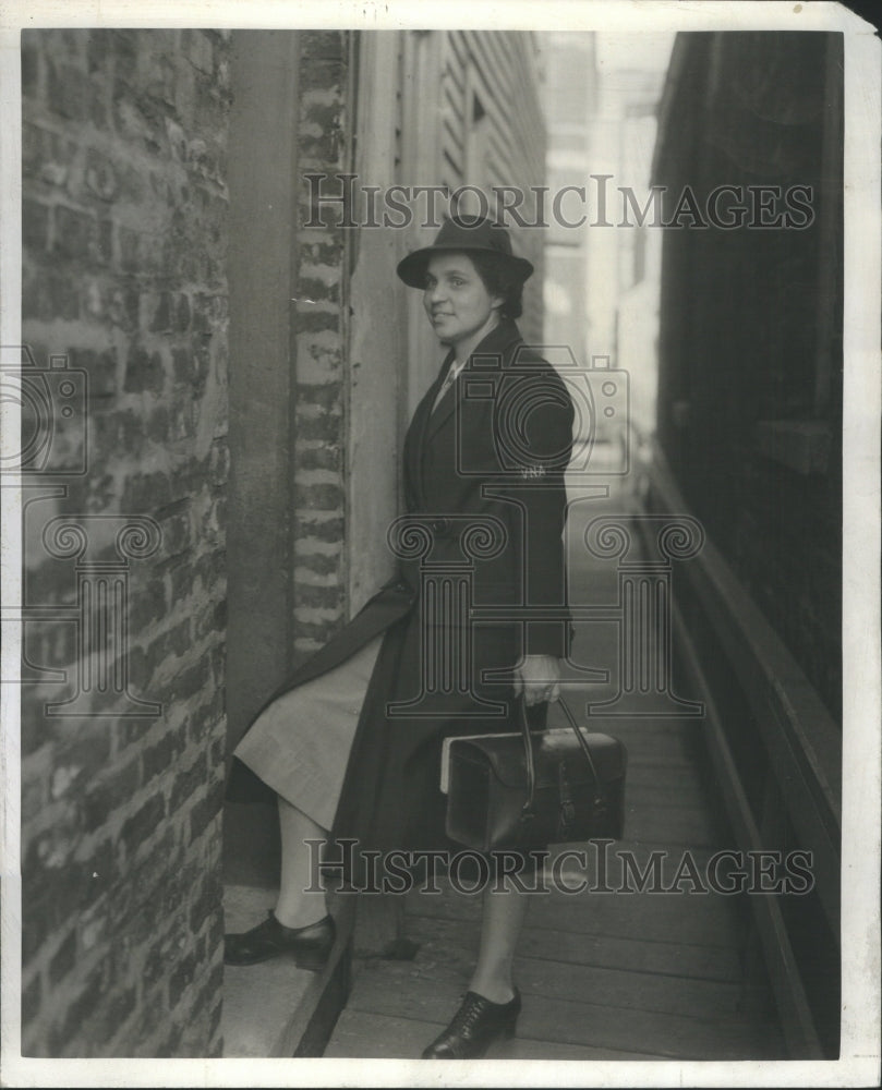 1943 Press Photo Familiar Neighbour Hood Home Anthonum