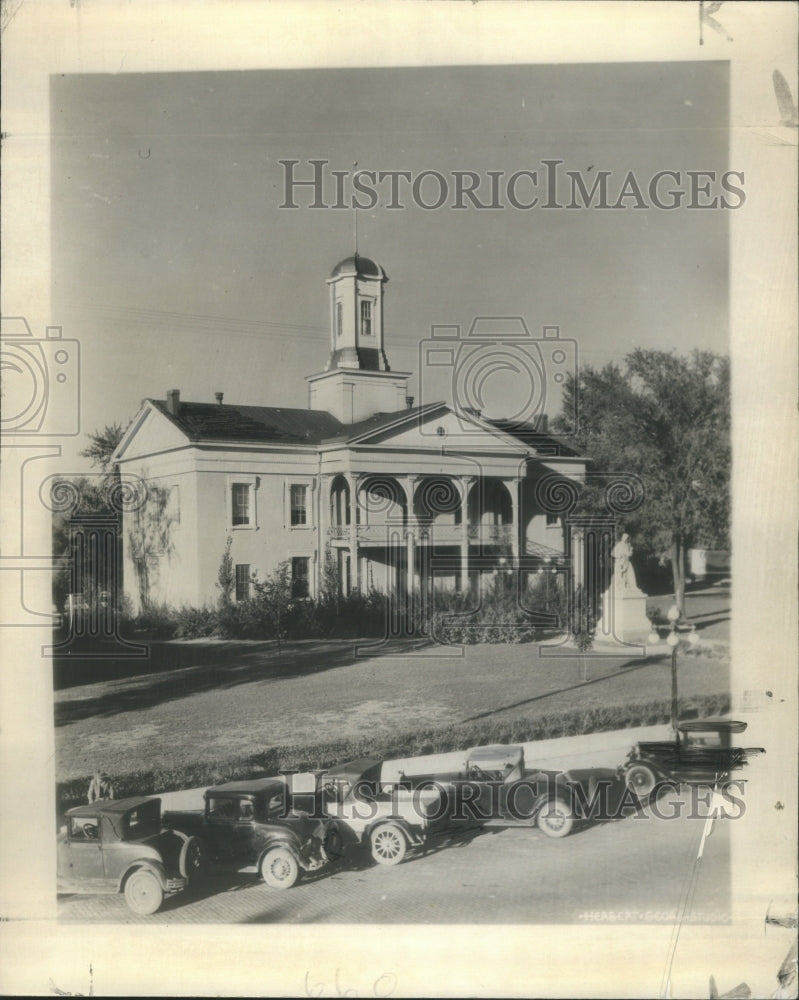 1937 Press Photo Building Country Courtv House