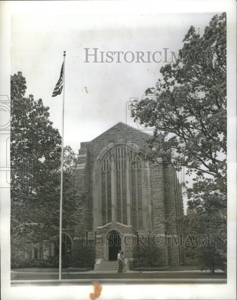 1942 Press Photo Wing Washington Memorial Chapel Vallet