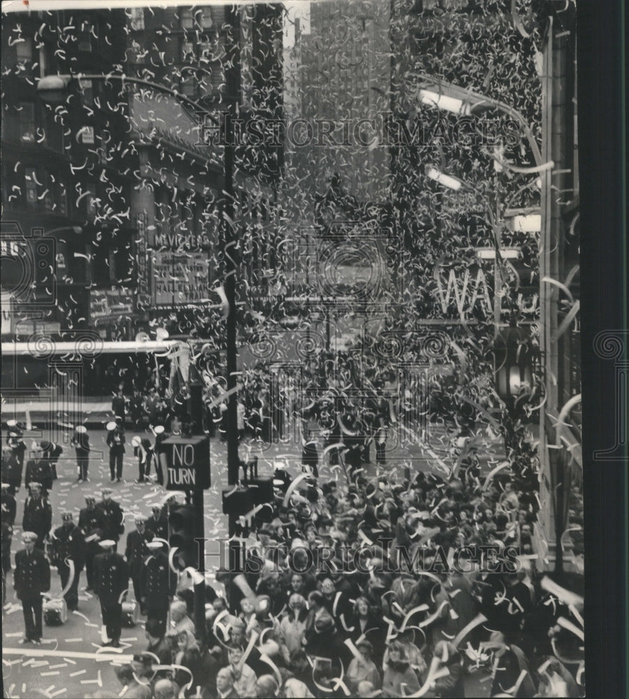 1965 Press Photo Veteran&#39;s Day Parade State Madison St