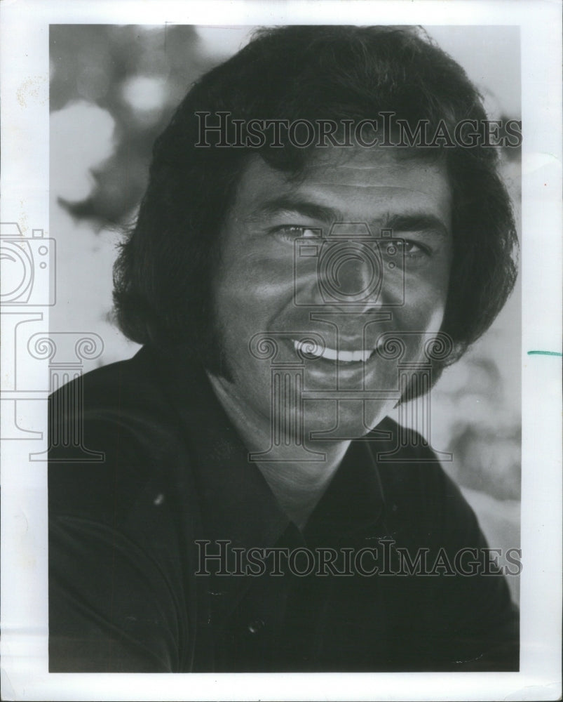 1975 Press Photo Engelbert Humperdinck Singer Musician