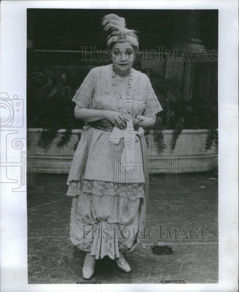 1974 Press Photo Patsy Kelly Theater Actress In Costume