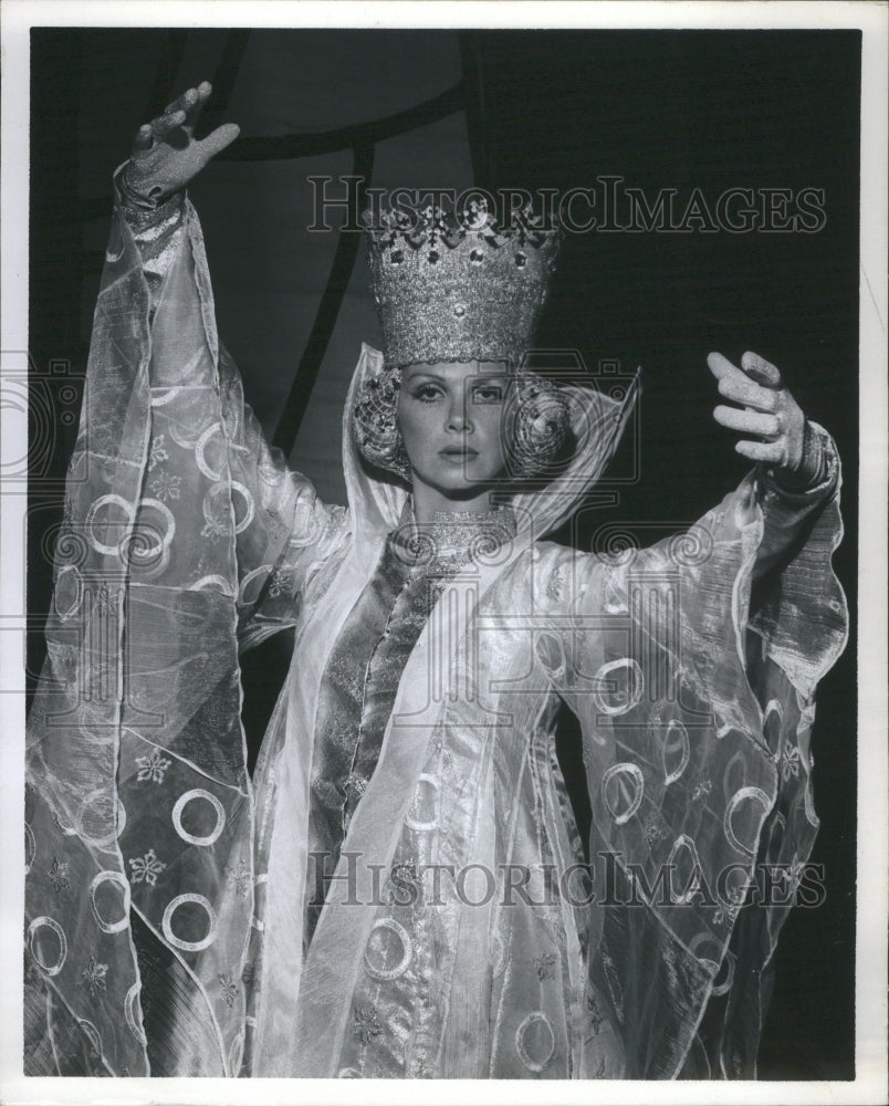 Press Photo Vin Janis wicked Snow Queen (Photo By David