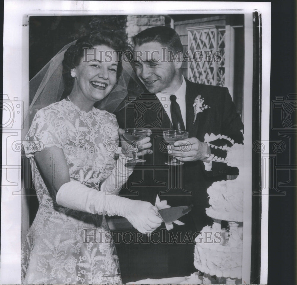 1958 Press Photo Singer Dorothy Shaw Looman Wedding CA - Historic Images