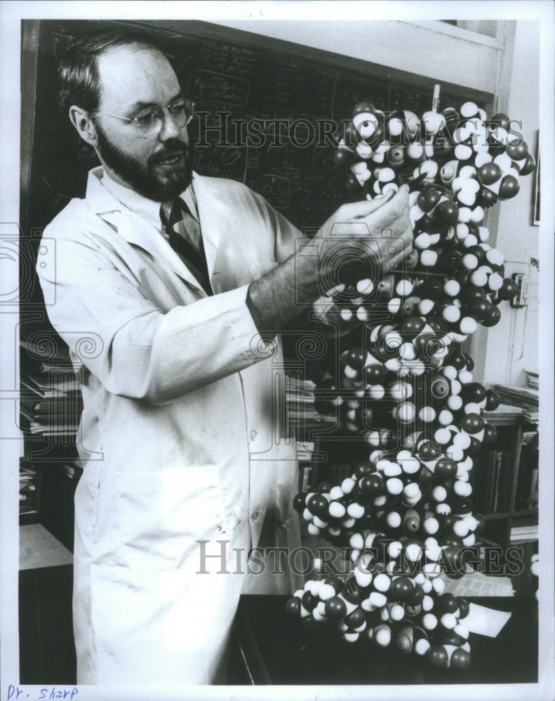 1966 Press Photo GM S 1986 Cancer Special DNA Model