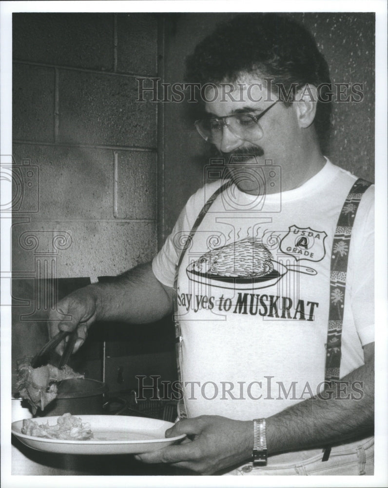 1988 Press Photo John Kolakowski Kitchen Politician