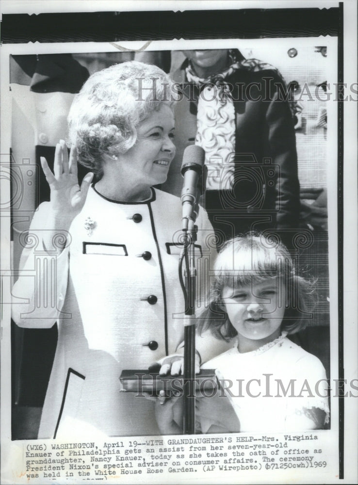 1969 Press Photo Mrs Vigrinia Knauer Consumer Affairs