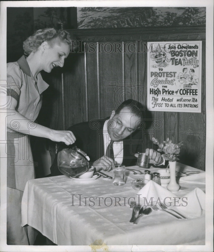 1953 Press Photo Cleveland Style Sherwood Horwitz Hotel